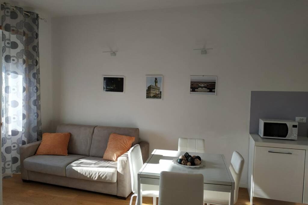 Shelley Apartment Florenţa Exterior foto